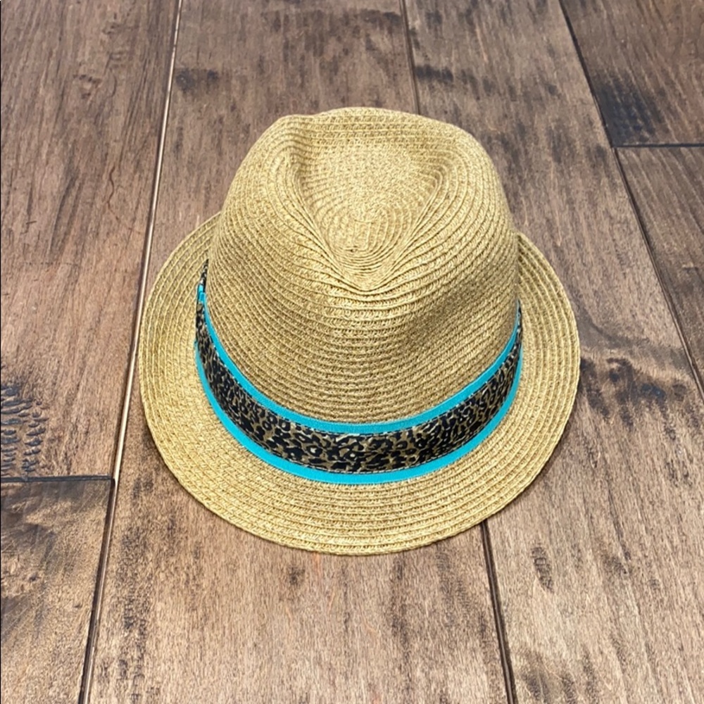 Women’s fedora hat